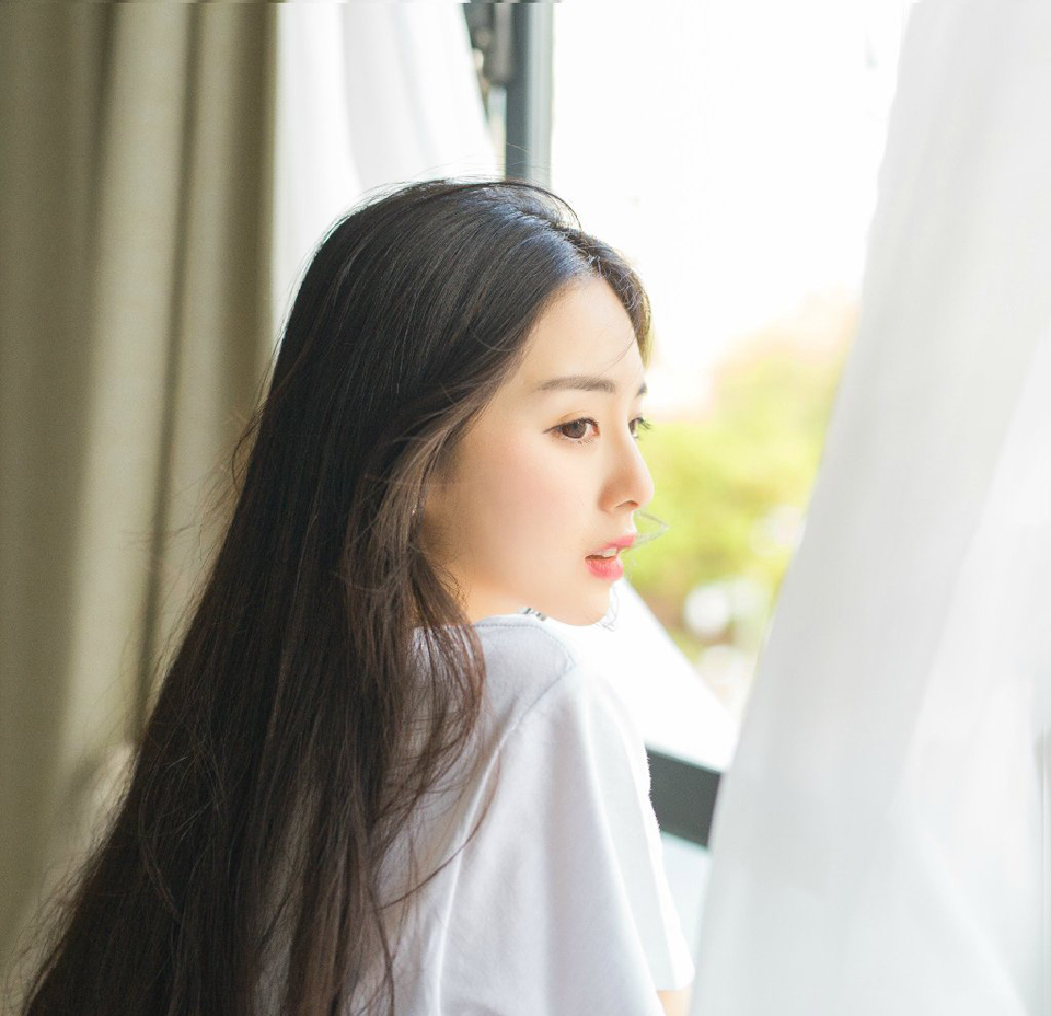 “看来诸位将军，如今并无斩我之意，不知此刻，这大营之中，何人可以做主？”庞统微笑着看向众将，自动将刘璝排除在外。